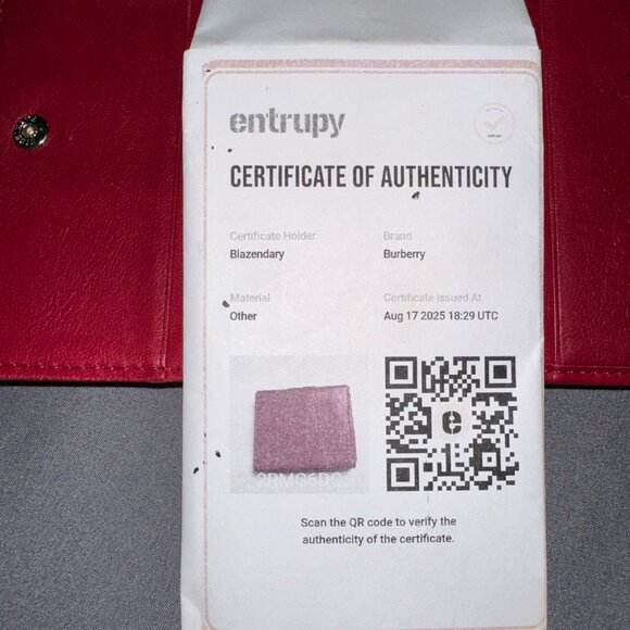 Burberry Red Bifold Wallet No box Comes with COA ATTACHED - Picture 7 of 7